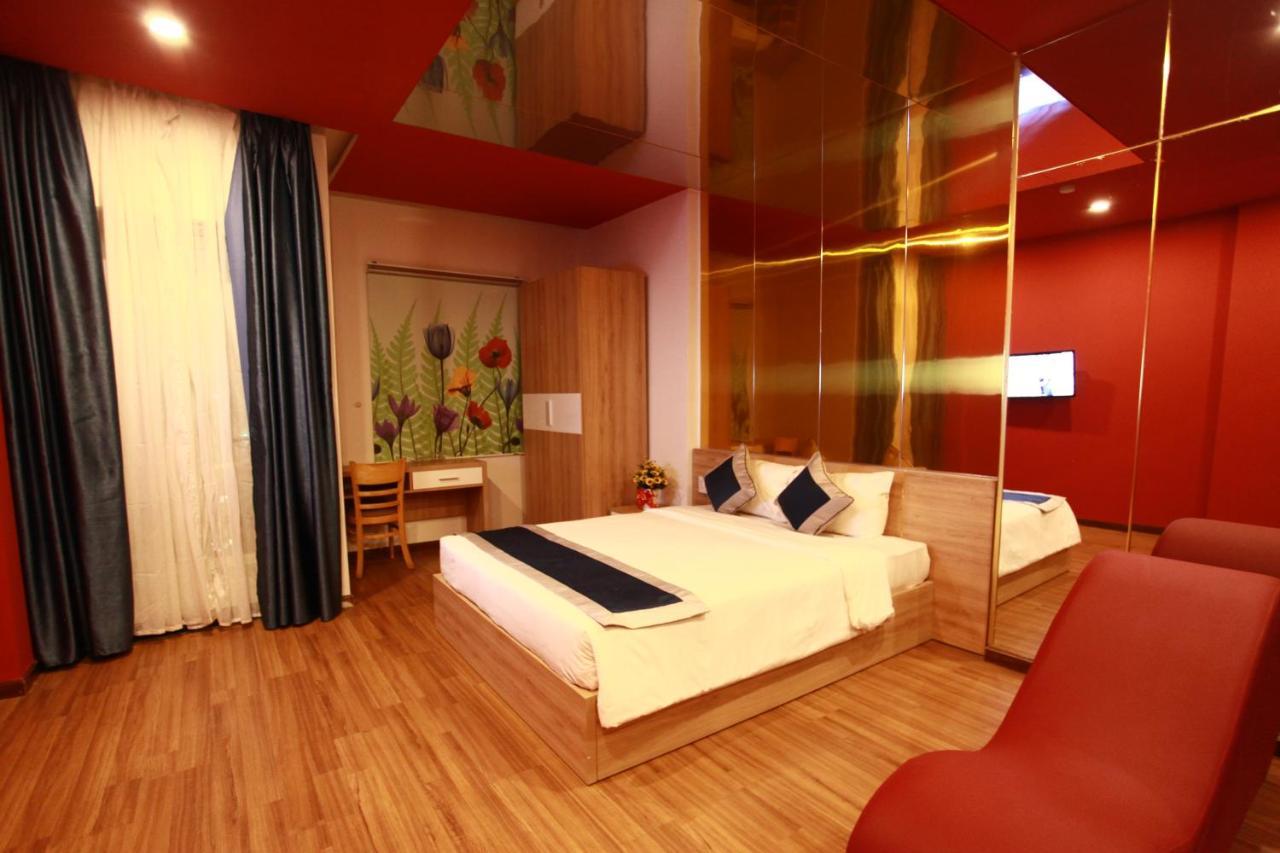 Mata Love Hotel Дананг Экстерьер фото