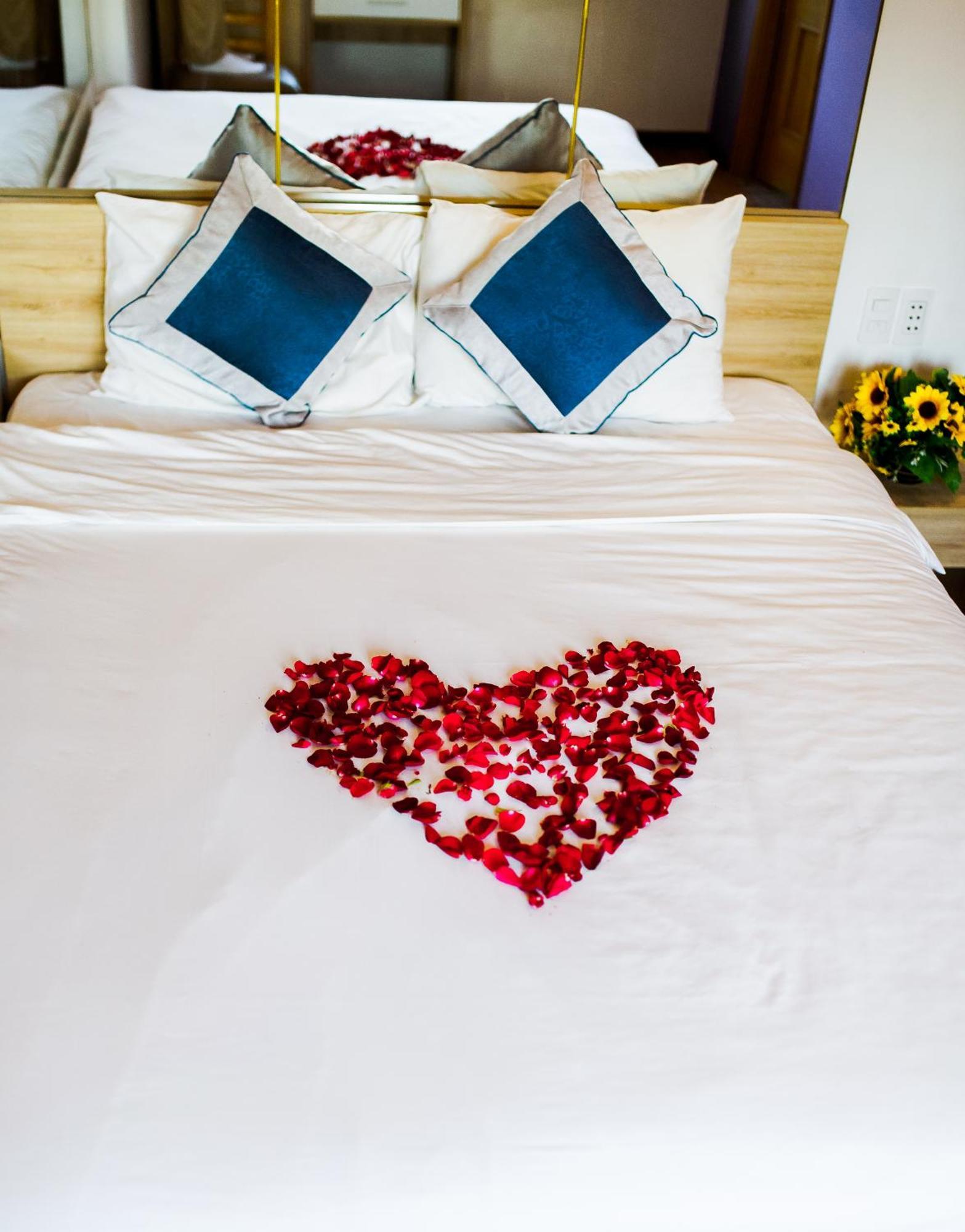 Mata Love Hotel Дананг Экстерьер фото